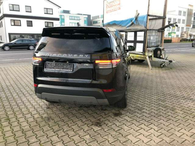 Left hand drive car LANDROVER NEW DISCOVERY (01/05/2018) - 